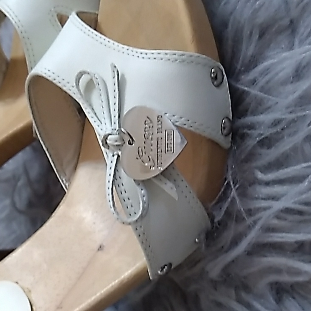 Guess White Leather Wooden Heels sz 7.5